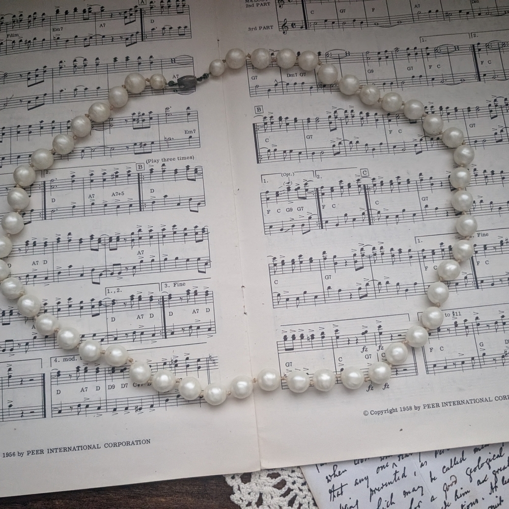 Elegant White Pearl Necklace